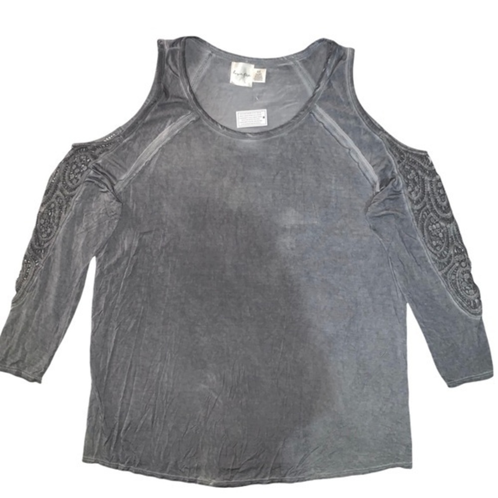 Love Fire size 0X (14W) top washed grey cold shoulder long sleeve w lace A-line